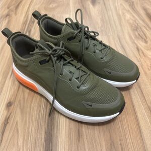 Nike Women’s Nike Air Max Dia in Medium Olive